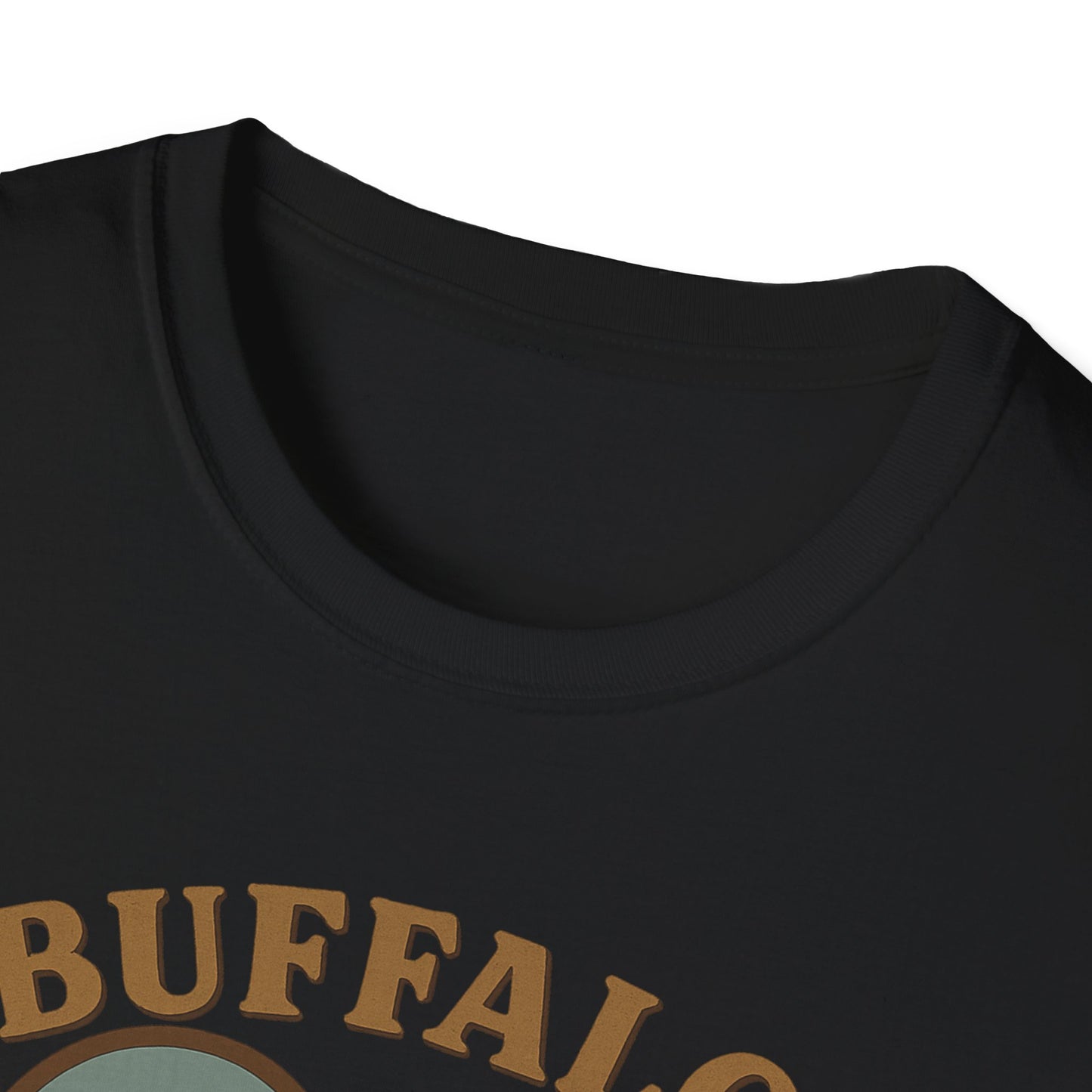 Buffalo Lovers Unite: Embrace City Skyline & Roaming Bison on a Soft Unisex Tee