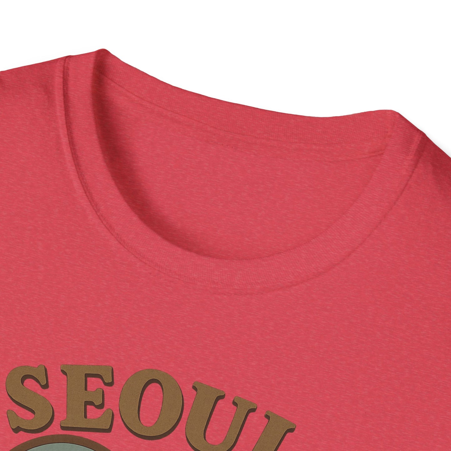 Love Seoul Heart T-Shirt for Wanderlust Enthusiasts with Soft Unisex Fit