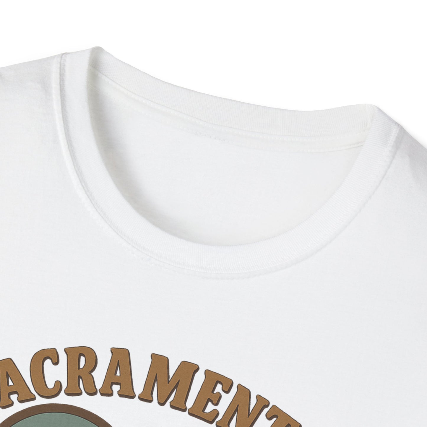 Sacramento Skyline Love T-Shirt - Unisex Urban Adventure Tee