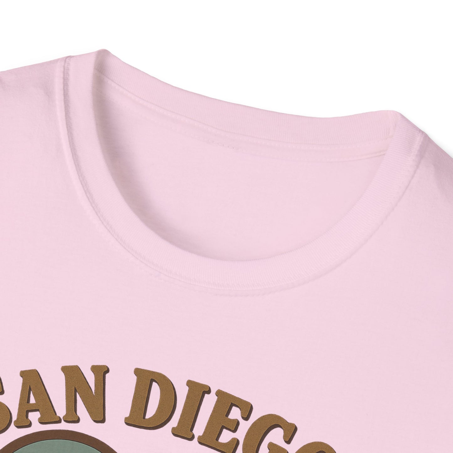 Fall in Love with San Diego Vibes: Unisex Gildan Soft Tee