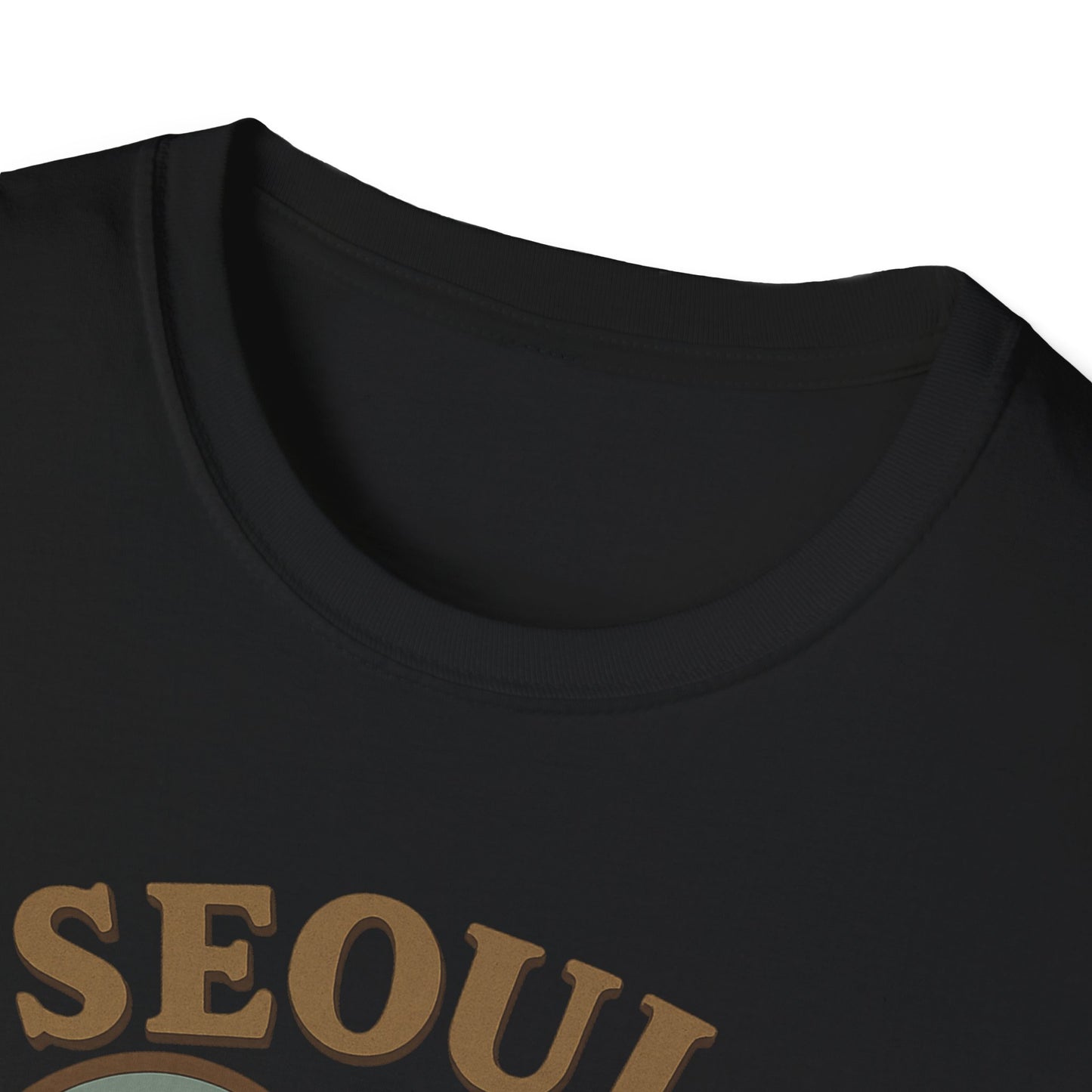 Love Seoul Heart T-Shirt for Wanderlust Enthusiasts with Soft Unisex Fit