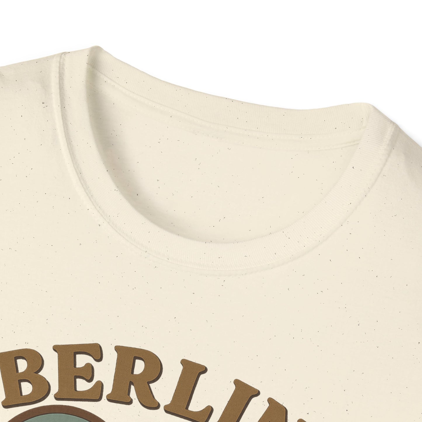 Berlin Love Affair Tee - Unisex Soft and Iconic Berlin Gift Shirt