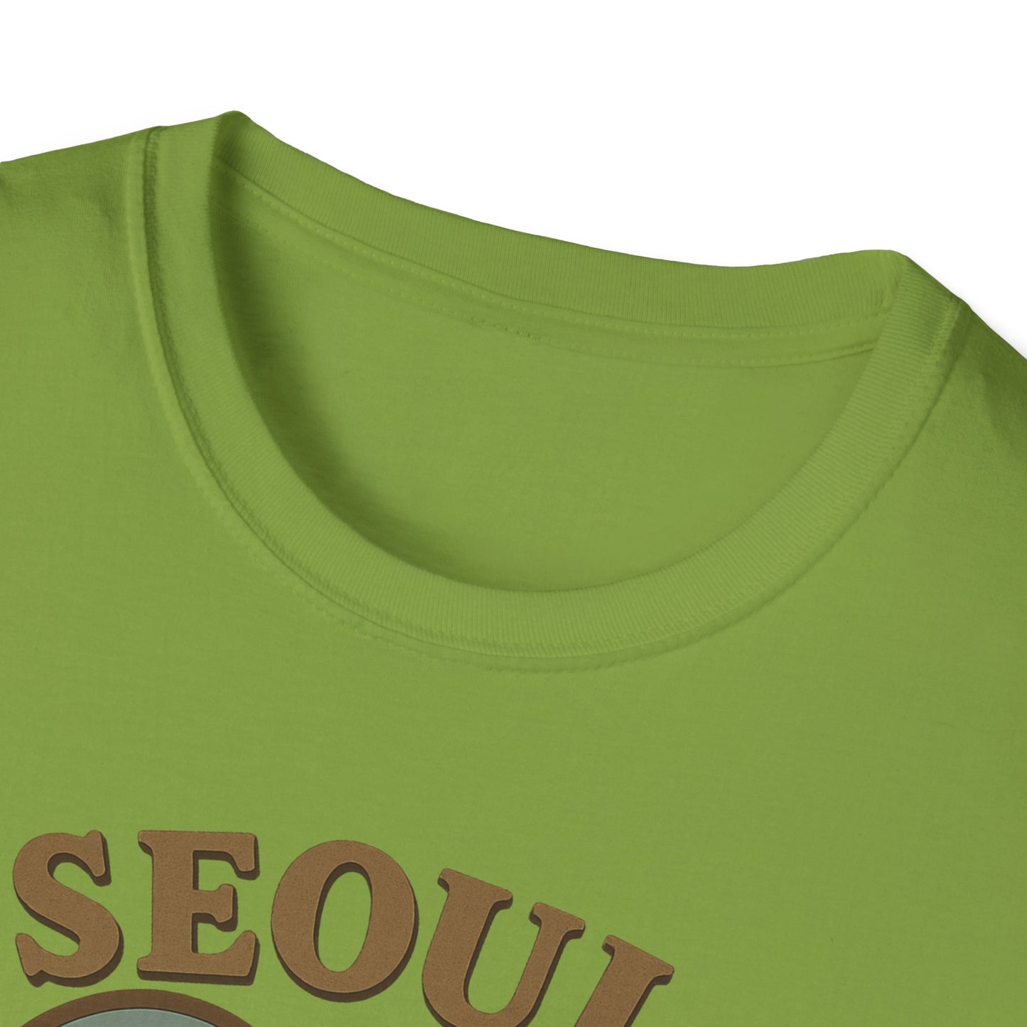 Love Seoul Heart T-Shirt for Wanderlust Enthusiasts with Soft Unisex Fit