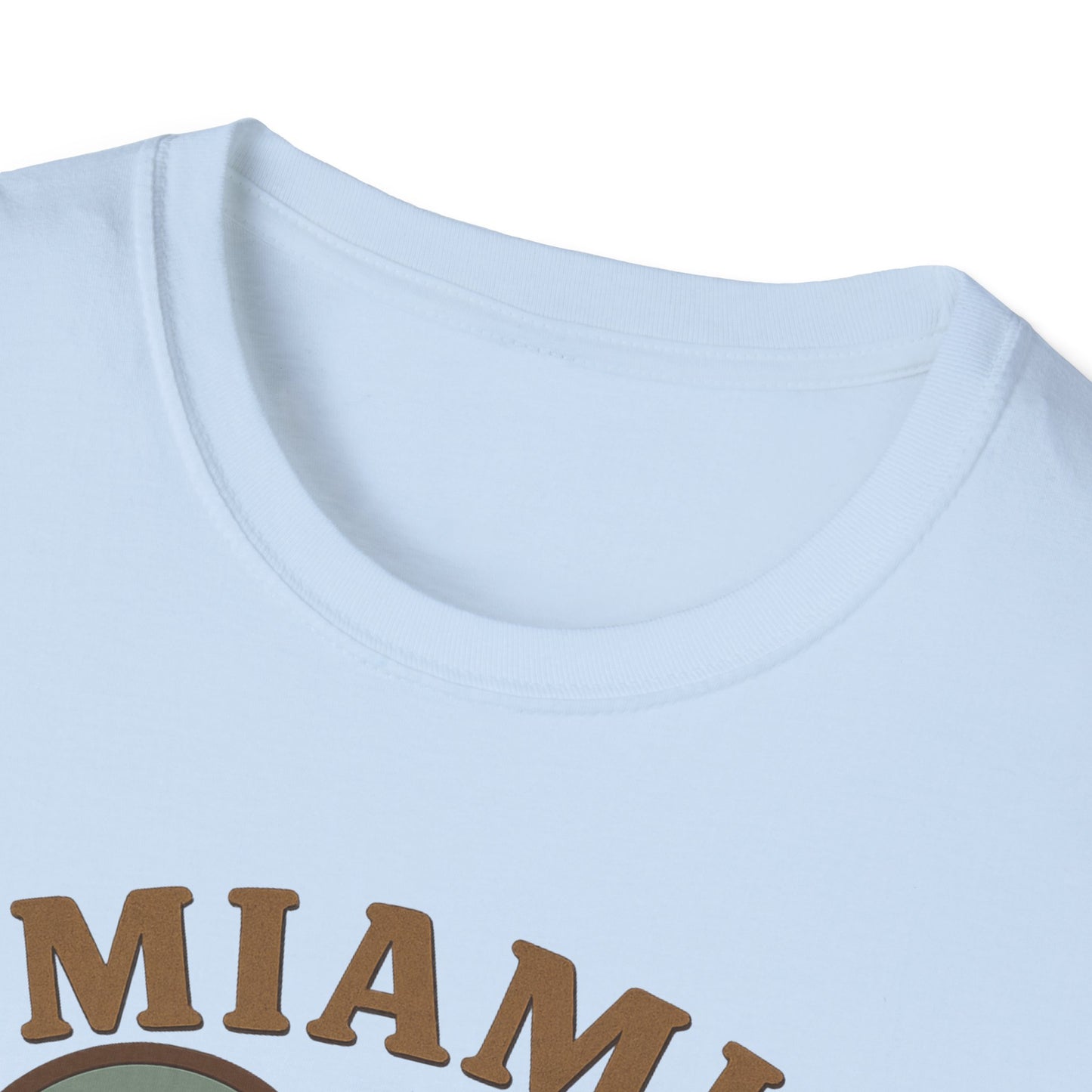 Fall in Love with Miami's Retro Beach Vibes on a Tee for Unisex Awesomeness