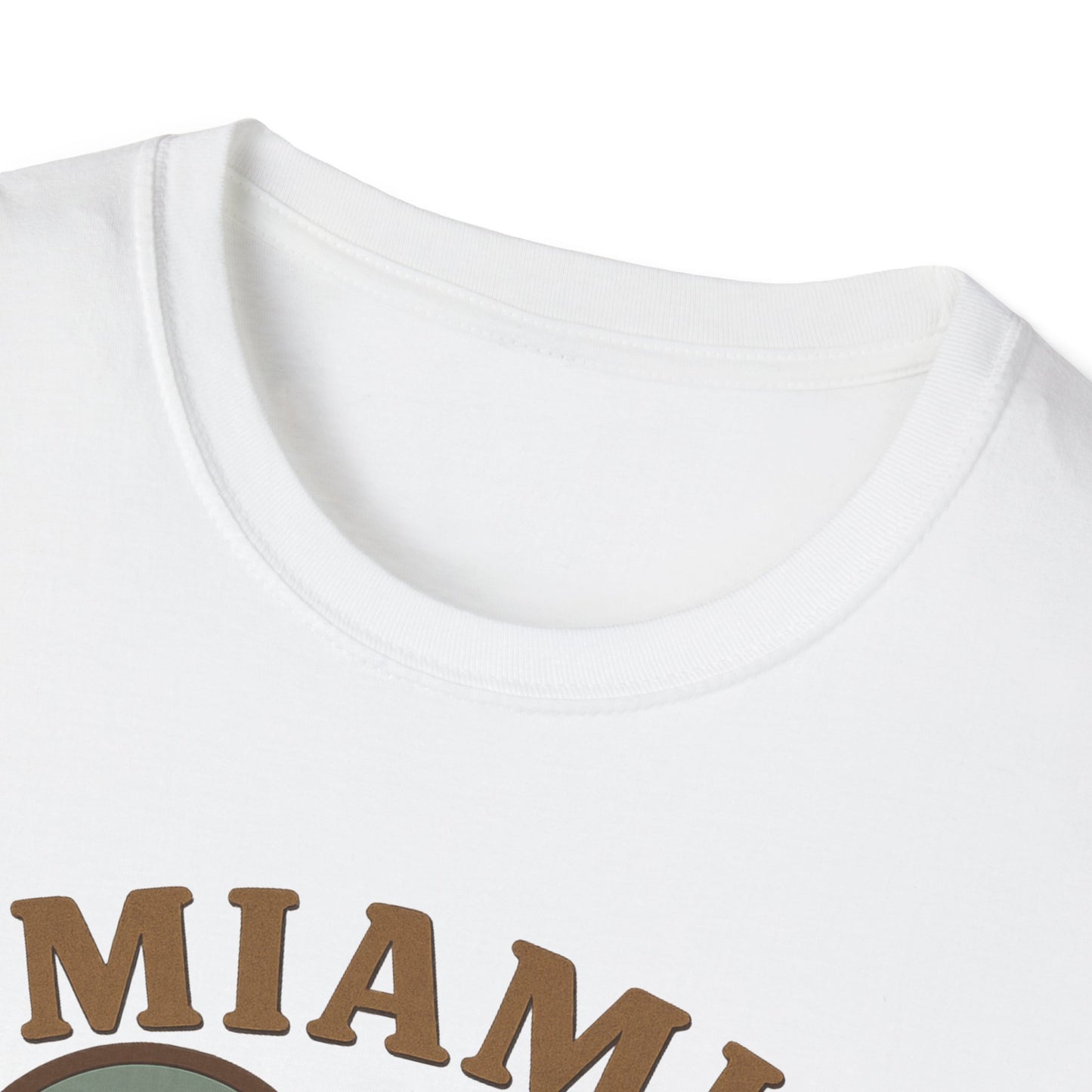 Fall in Love with Miami's Retro Beach Vibes on a Tee for Unisex Awesomeness