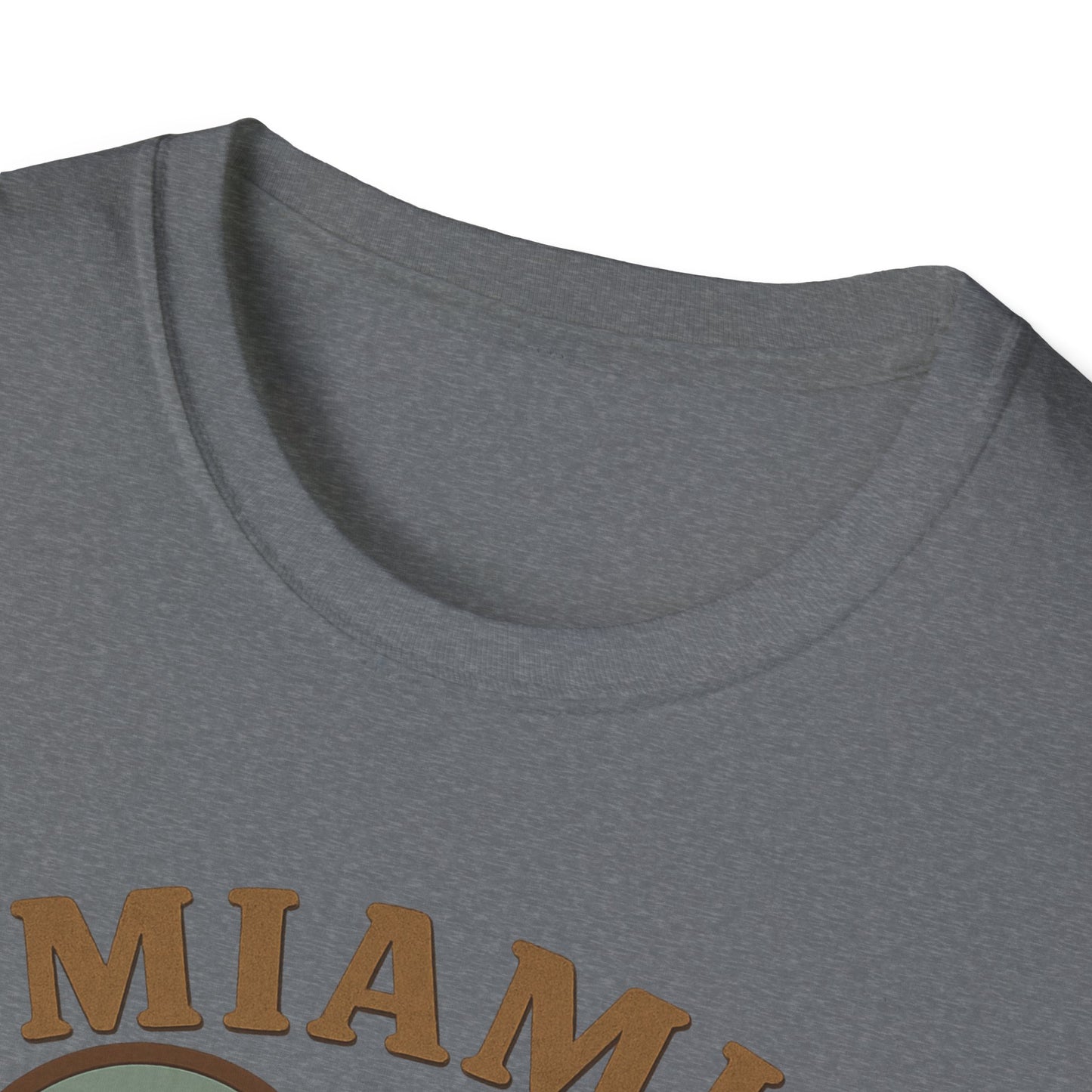 Fall in Love with Miami's Retro Beach Vibes on a Tee for Unisex Awesomeness
